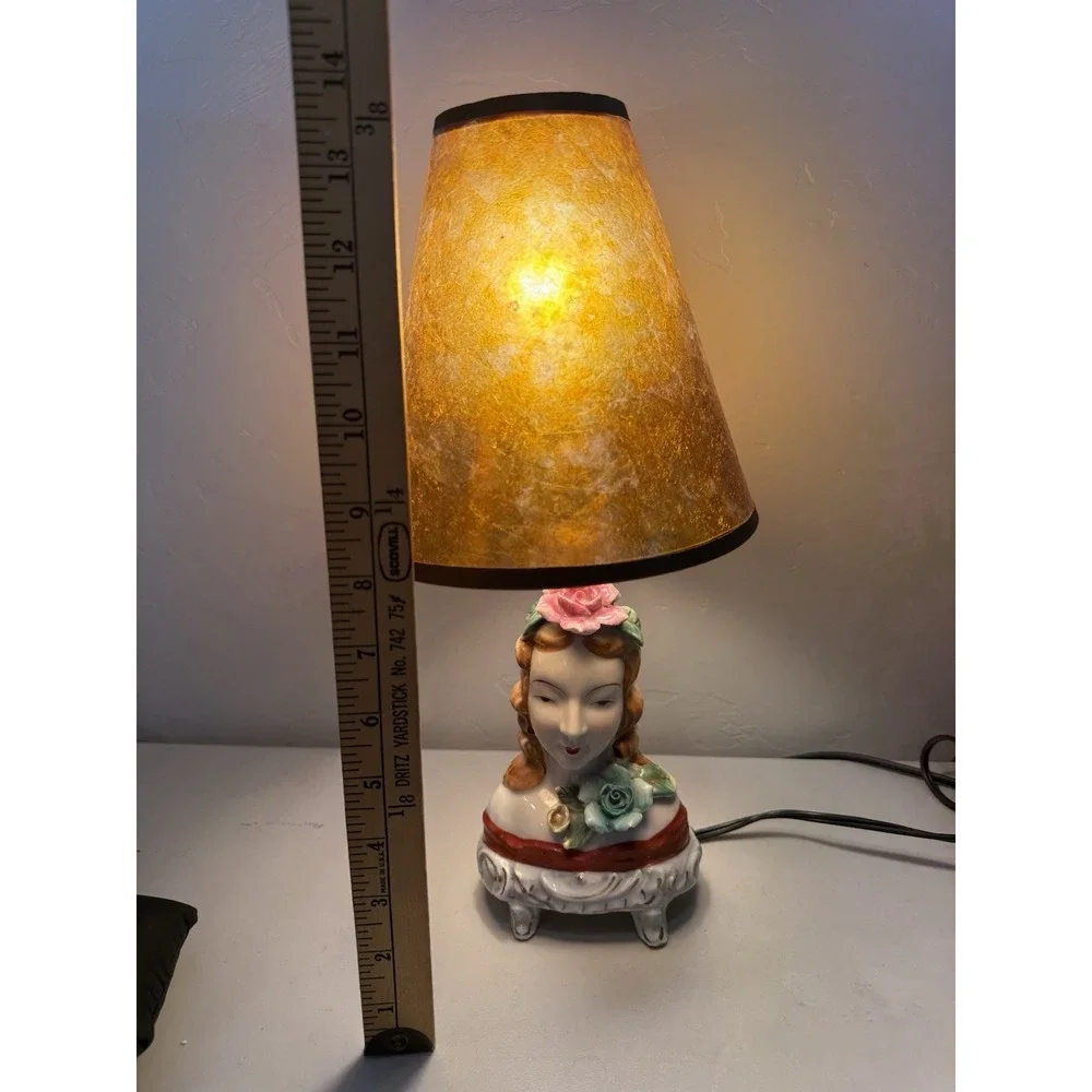 Vintage Japanese Hand Painted Porcelain‎ Bust Of A Woman Lamp Boudoir